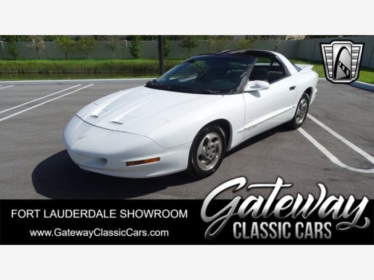 Thumbnail Photo undefined for 1995 Pontiac Firebird Coupe